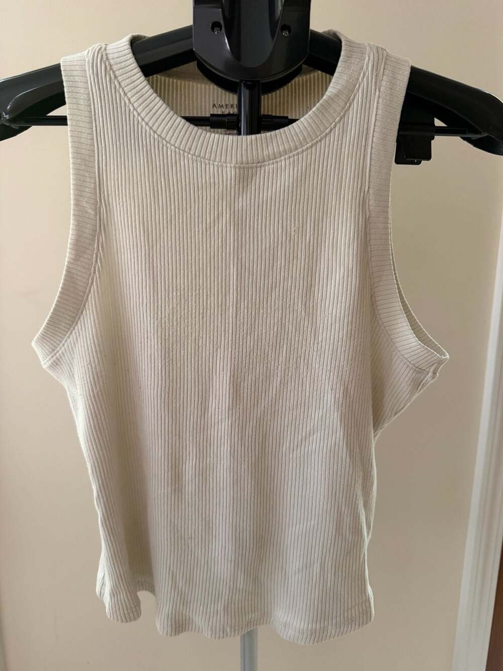 American Eagle Ribbed Tank Top Cream Size Large